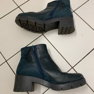 Two tone Wanda//Camper chelsea boots